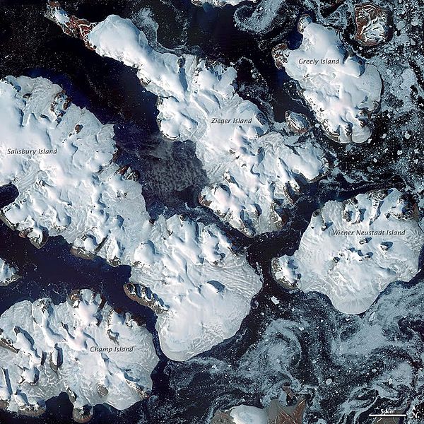 600px-Frozen_Franz_Josef_Land_-_NASA_Earth_Observatory